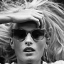 Caroline_Jeunesse Doree miele hoch